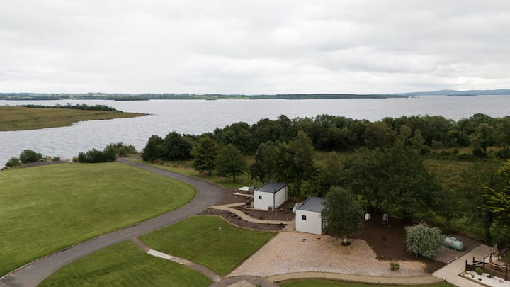 LakEscape cabins positioned beside Lough Erne