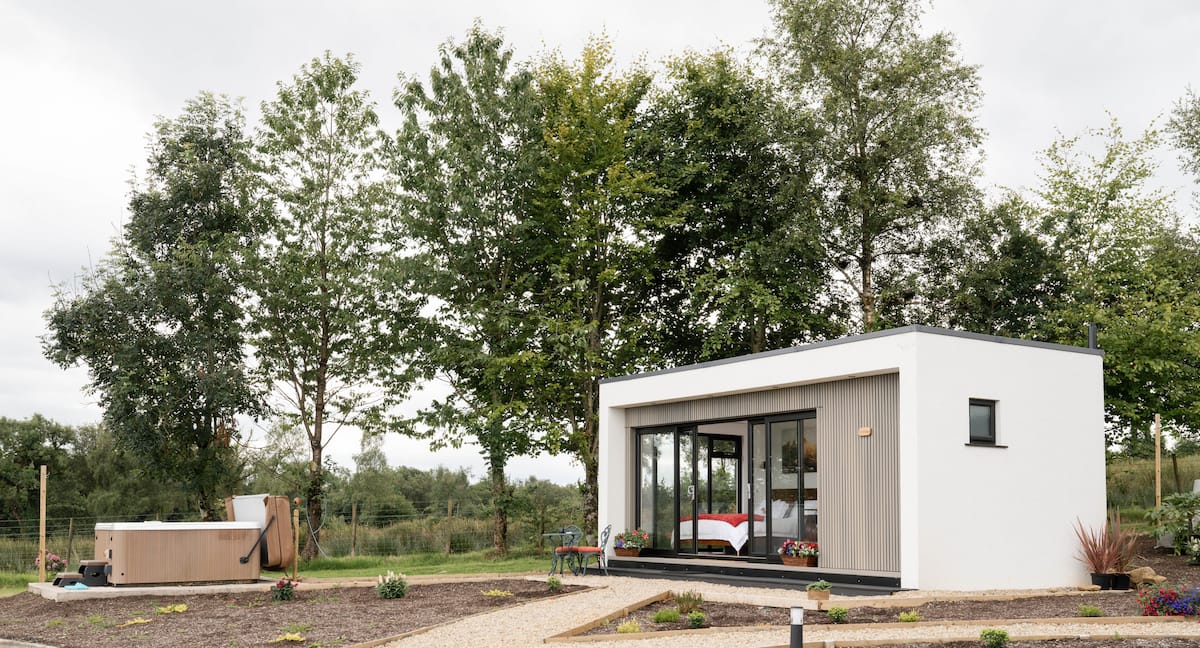 Roma waterfront cabin with its private hot tub on Lough Erne
